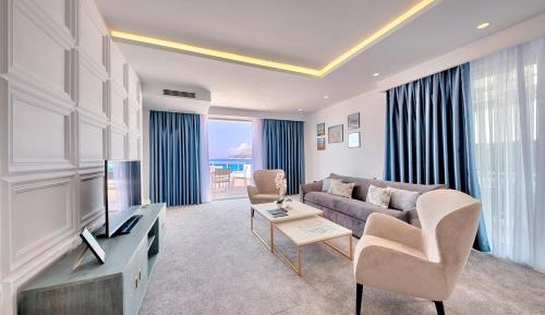 One-Bedroom Apartment - Annex Building