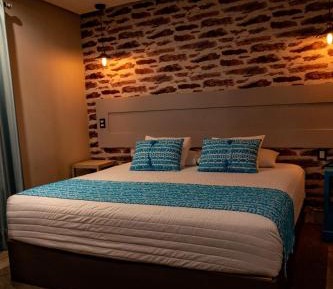 Studio with Sofa Bed