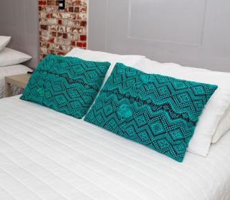 Deluxe Room (2 Adults + 1 Child)