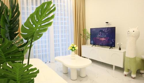 Superior One-Bedroom Apartment with Balcony