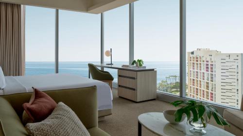 King Suite with City View