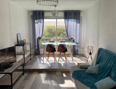Studio with Garden View