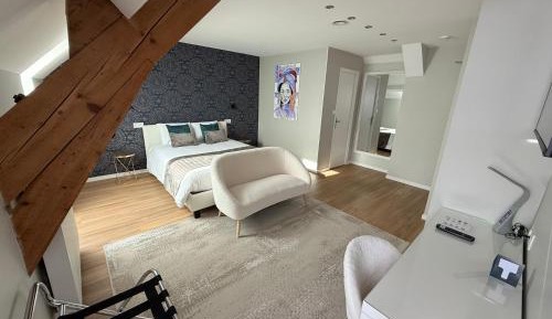 Deluxe Double Room with Bath