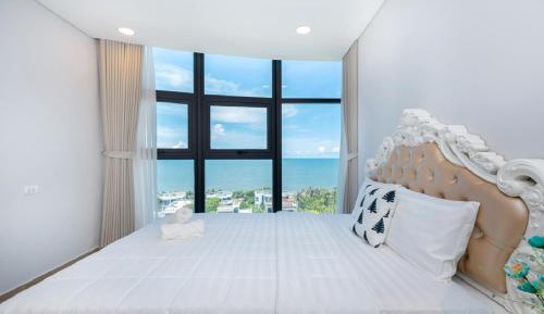 Two-Bedroom Apartment with Ocean View
