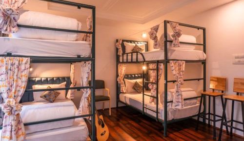Bed in 4-Bed Mixed Dormitory Room