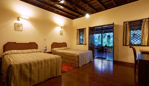 Standard Twin Room with Garden View