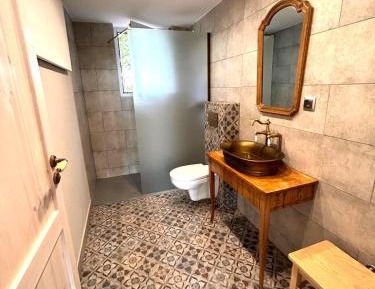 Apartment - Split Level