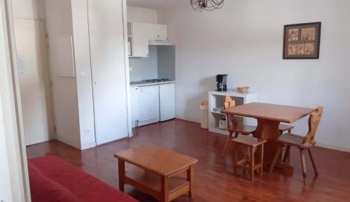 Apartment (4 Adults)
