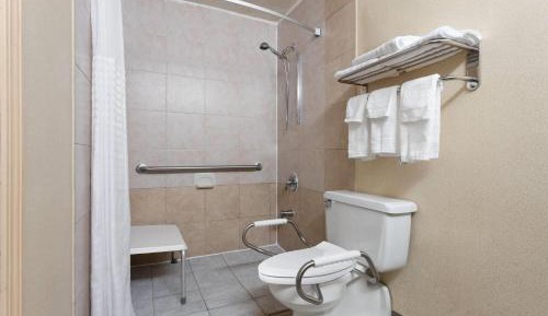 Double Room with Two Double Beds - Mobility Accessible - Non-Smoking