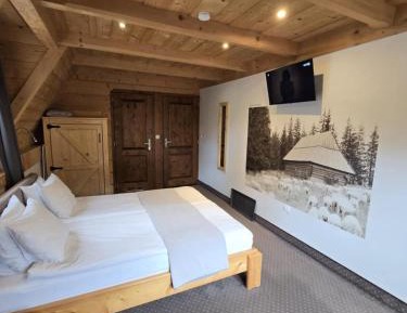 Queen Room with Balcony