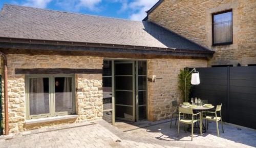 One-Bedroom Holiday Home