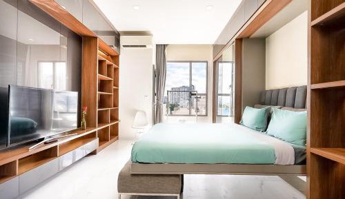 Queen Room