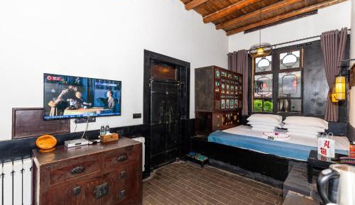 Family Room with Private Bathroom