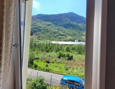 Double Room with Mountain View