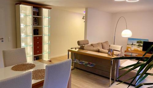 Two-Bedroom Deluxe Apartment with Balcony