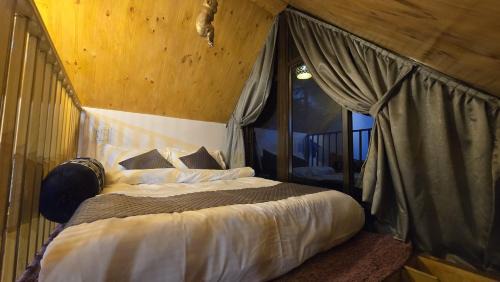 Triple Room with Mountain View
