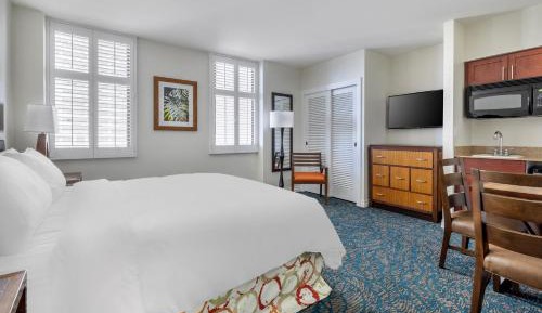 King Studio with Kitchenette - Lagoon Tower