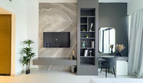 Apartment with Balcony