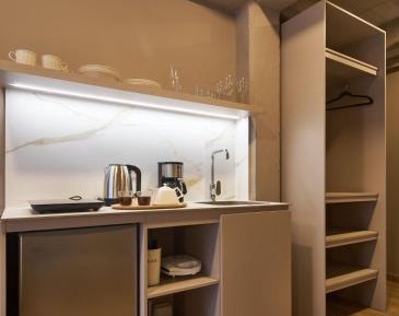 One-bedroom Loft Apartment 