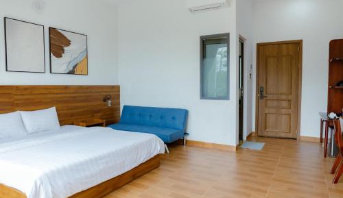 King Room with Balcony