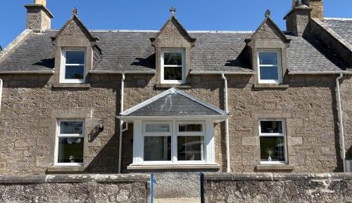 Three-Bedroom Holiday Home 