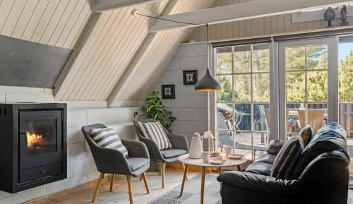 Three-Bedroom Holiday Home 
