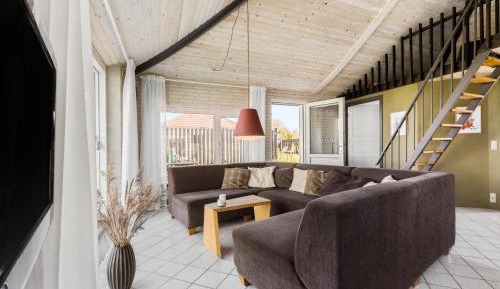Three-Bedroom Holiday Home 