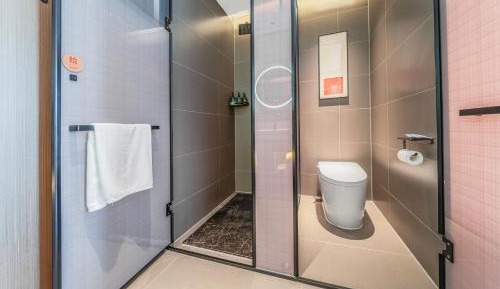 Double Room with Shared Toilet