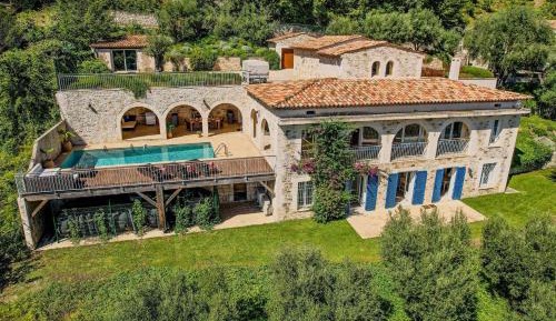 Four-Bedroom Vacation Home