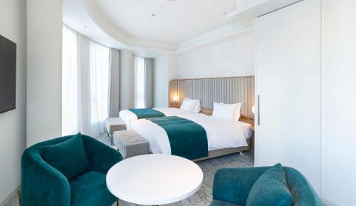 Twin Room with Bath