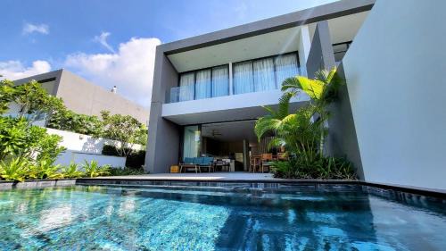 Standard Villa