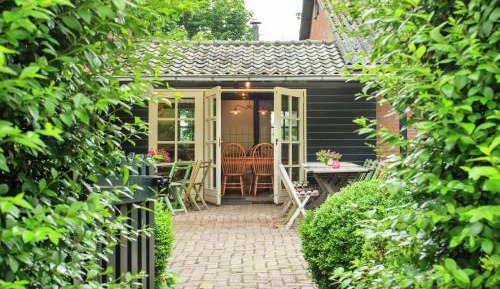 Four-Bedroom Holiday Home