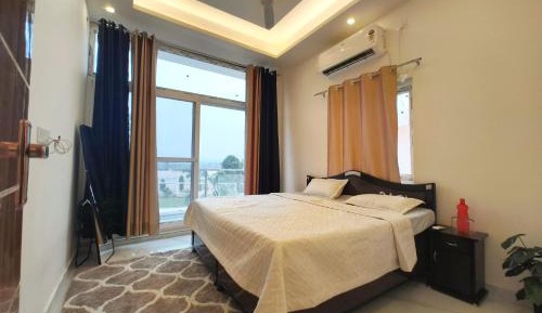 One-Bedroom Apartment with River View