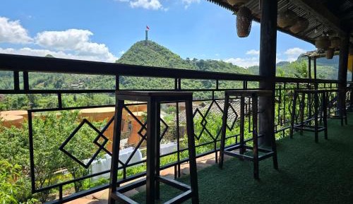 Double Room with Mountain View