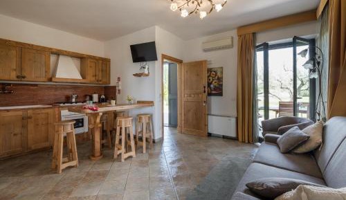 Six-Bedroom Holiday Home