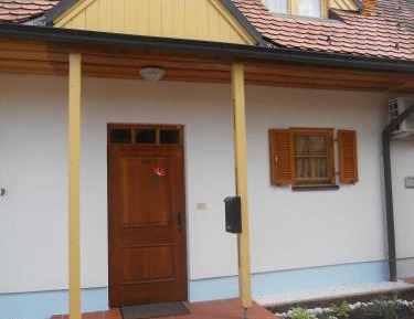 Apartment - Split Level