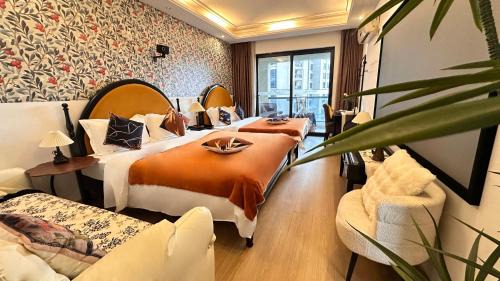 Deluxe Suite with Sea View