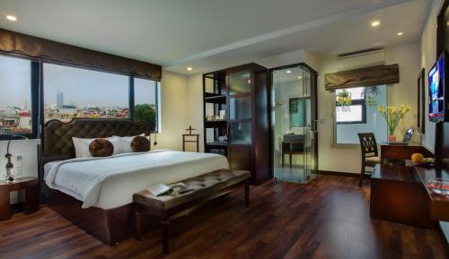 Connecting Room