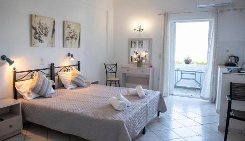 Studio (3 Adults) with Sea View - Ground Floor