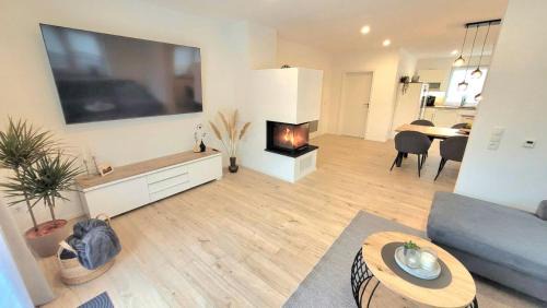 Two-Bedroom Deluxe Apartment