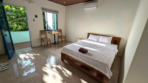 Queen Room