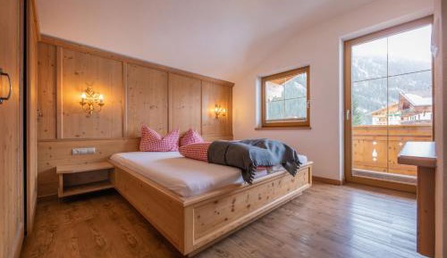 Two-Bedroom Apartment with Balcony