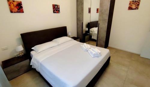 One-bedroom Loft Apartment 