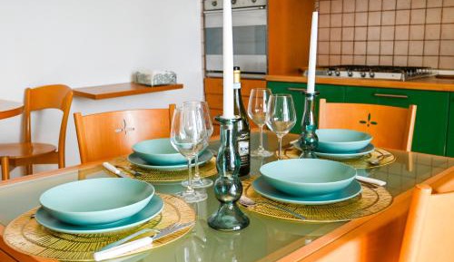 Two-Bedroom Deluxe Apartment with Balcony