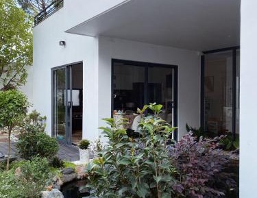 Villa with Garden View