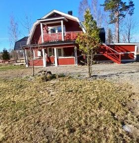 Apartment with Shower