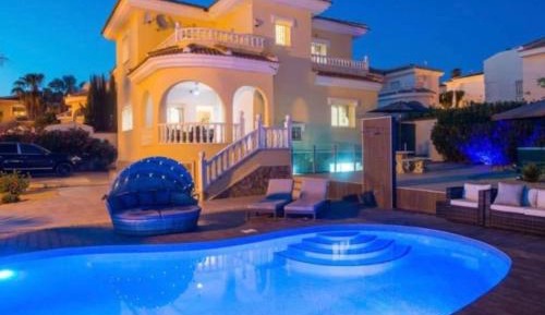 Villa
