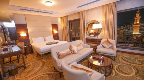 Junior Suite One King Bed