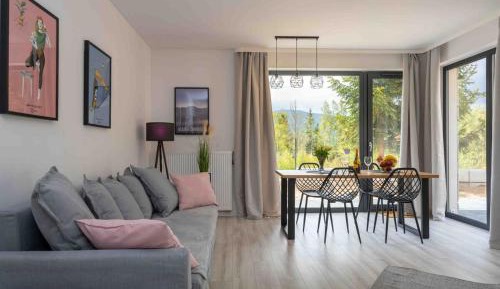 One-Bedroom Deluxe Apartment