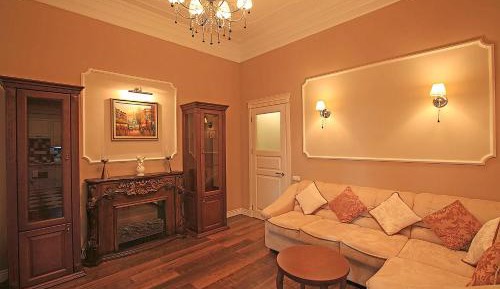 One-Bedroom Apartment - Pushkinska Street 11